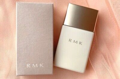 RMK Long Lasting UV Base: Perlindungan Sinar UV dengan Makeup Tahan Lama